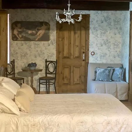 Casa Dos Noche Hotel *