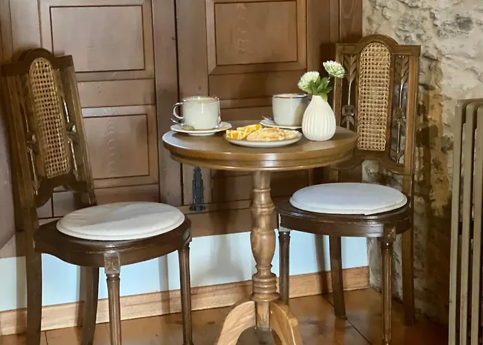 Casa Dos Noche Coiros